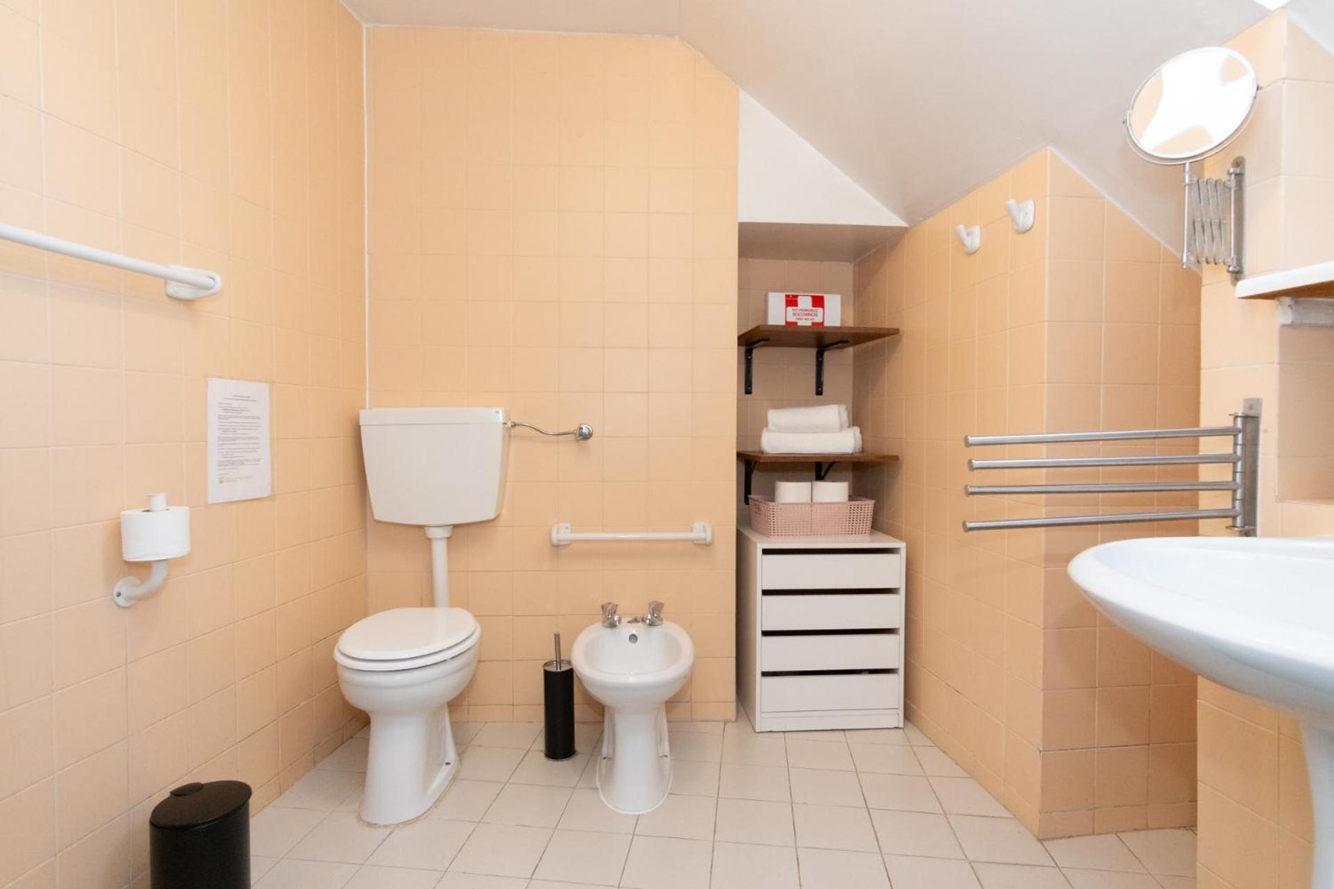 Ttl126 - Apartamento Em Alfama Lisbona Esterno foto