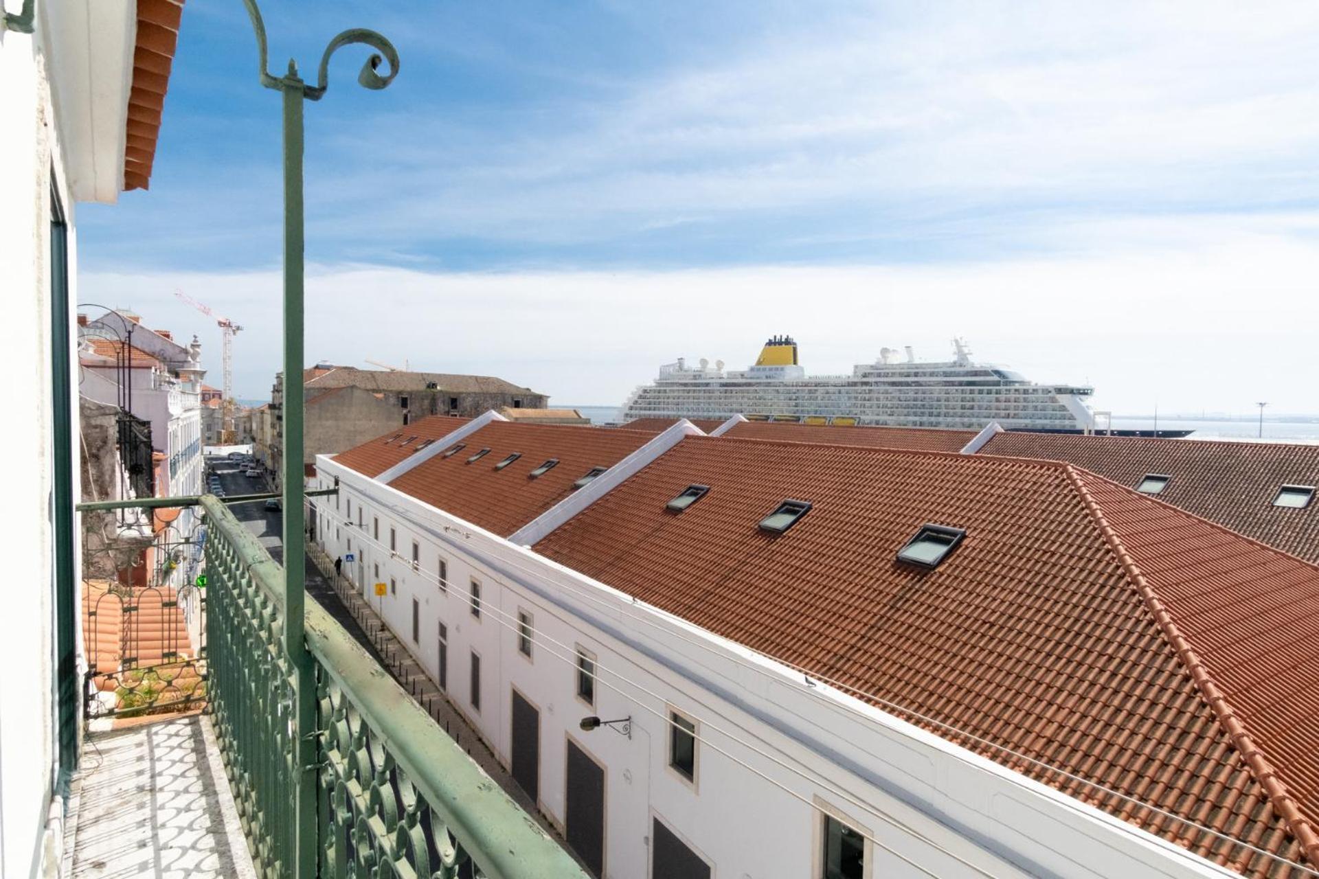 Ttl126 - Apartamento Em Alfama Lisbona Esterno foto